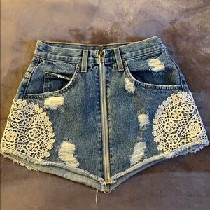 LF/Carmar denim skirt size 25